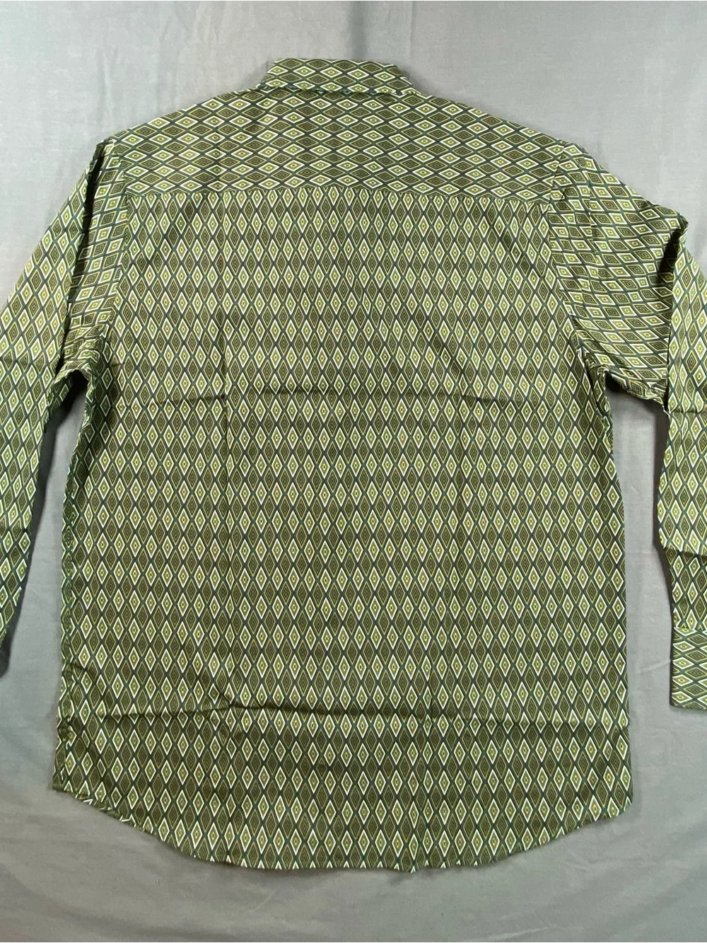 De - Niko Men's Green Diamond-Pattern Dress Shirt